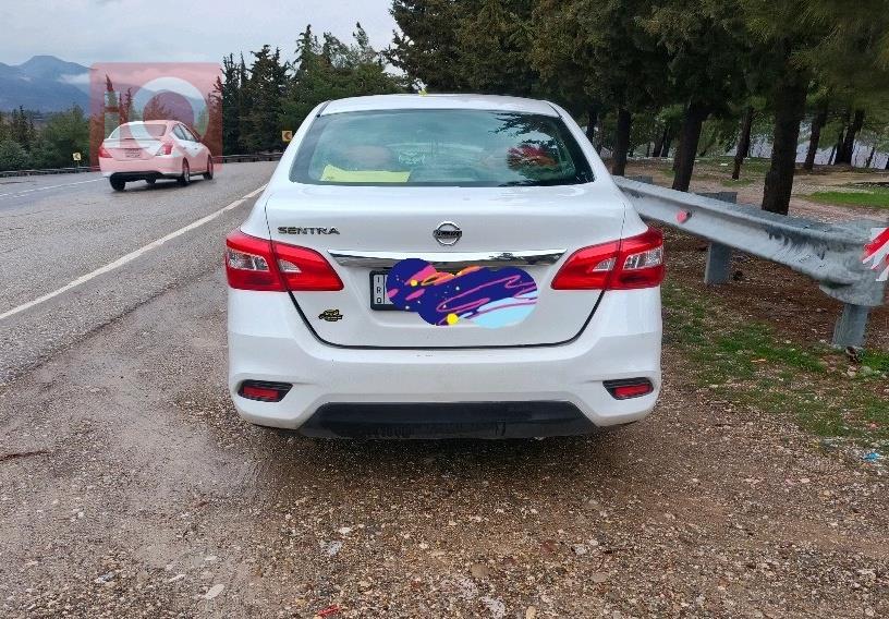 نيسان سنترا